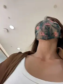 kiss_loo 即時 XXX 聊天