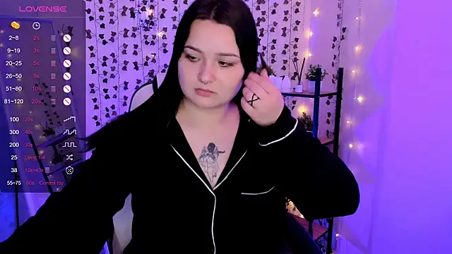 Aliceweidel_ – Naživo XXX chat
