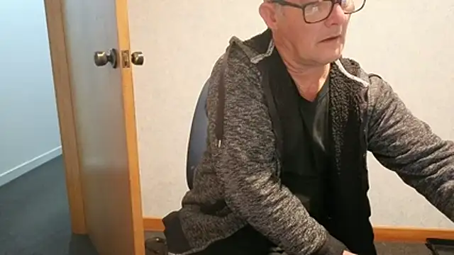 Chat +18 de daddy_man ao vivo