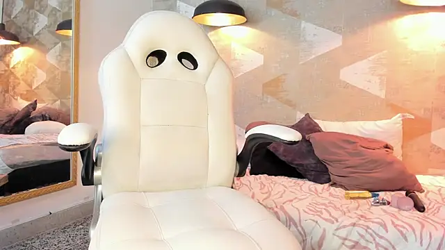 LalilaBrunettee – Naživo XXX chat