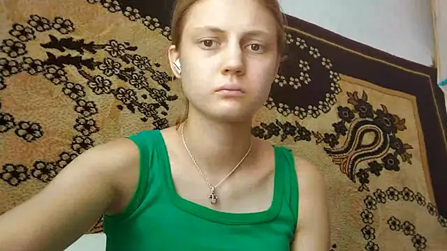 LunaLaday Adlı Modelin Canlı XXX Sohbeti