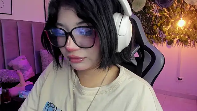 Kitty_Gang – Naživo XXX chat