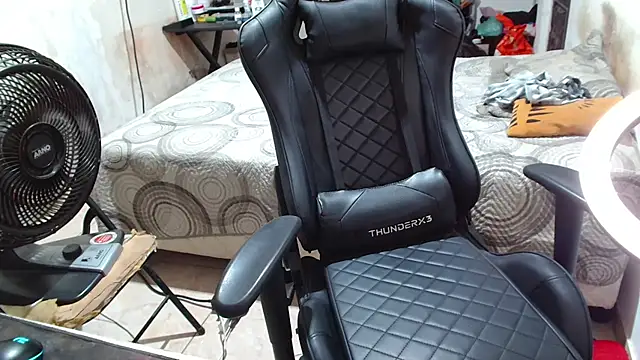Chat +18 de Leonino231 ao vivo