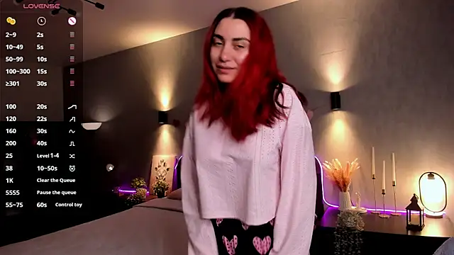 צ'אט XXX בשידור חי של hannacheekss_