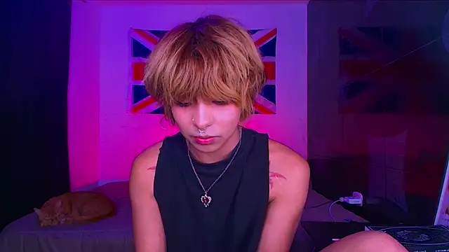 Aronn_44のライブXXXチャット