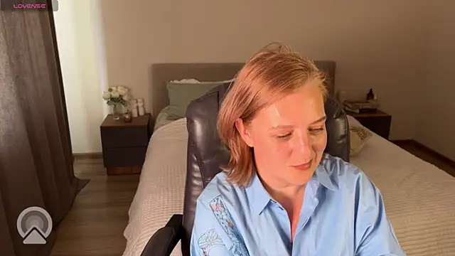 دردشة GeniusJinx الجنسية المباشرة