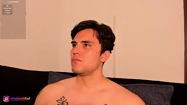 צ'אט XXX בשידור חי של jasonxd9898