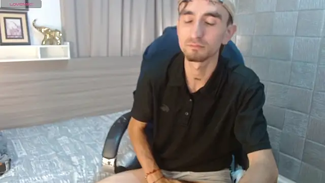 MykeCastle Live XXX-chat