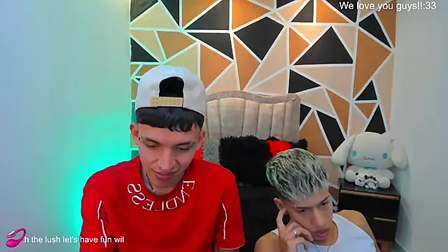 Juan_Nd_Steven Chat XXX live