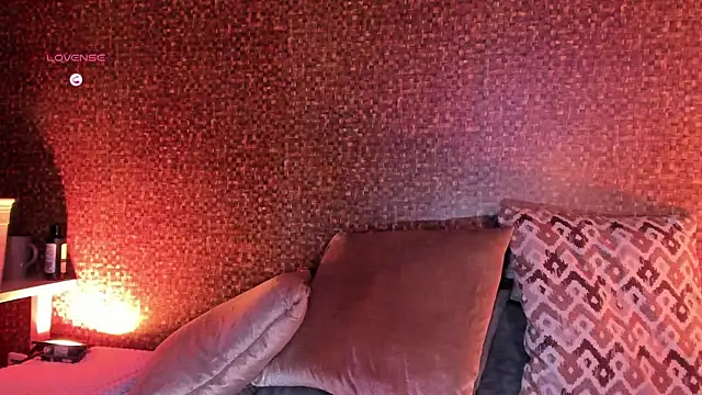 Apartment28 Live XXX-Chat
