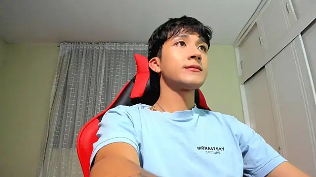 Chat XXX Live tom_Howard