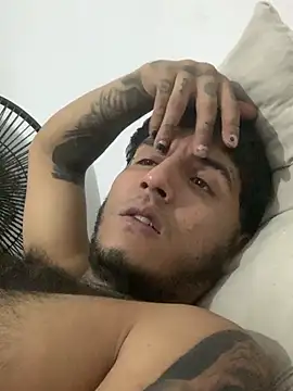 Chat XXX en directo de Lord_Luciferhot_Dirty666