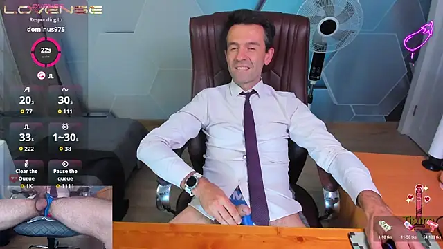 SteveTiger Live XXX-chat