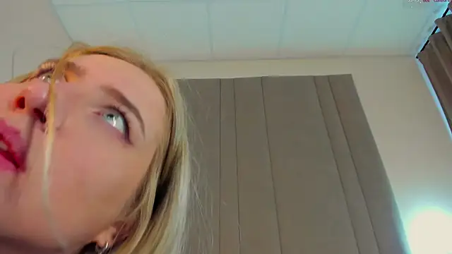 Czat XXX na żywo – Lia_candyyy