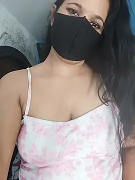 PREETI-BHABI98 即時 XXX 聊天
