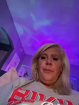 Lexi_Shocker Adlı Modelin Canlı XXX Sohbeti
