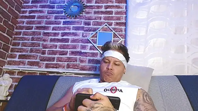 jordan_bigcock_'s Live XXX Chat