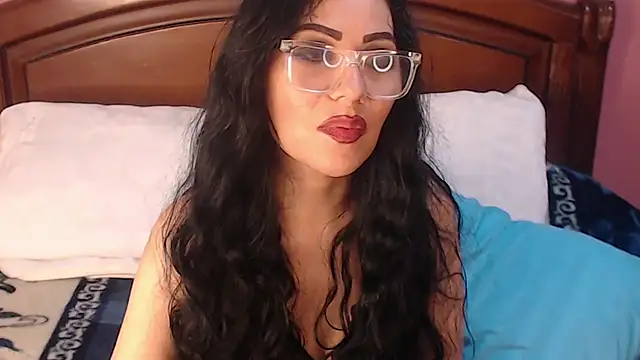 Ary_z Chat XXX in diretta
