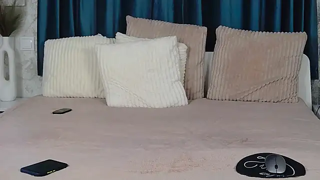XXX chat uživo modela EmiMoore