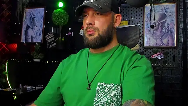 Chat XXX ao vivo de LexHardy