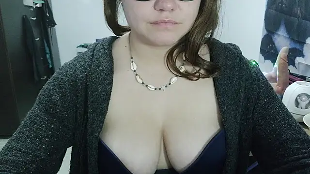 Czat XXX na żywo – curly_greeneyed