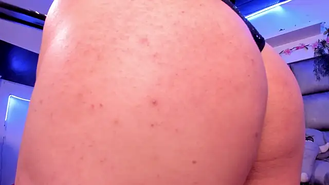 abbiecollins_js Live XXX-Chat