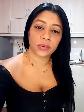 Lashmy111's Live XXX Chat