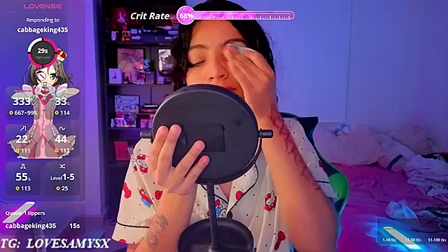 Lovelyamyy – Naživo XXX chat