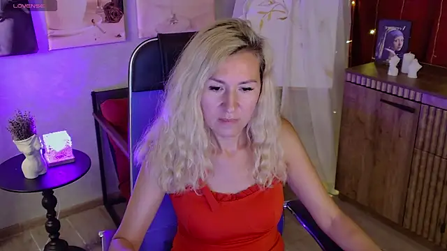 DonnaSmitth – Naživo XXX chat