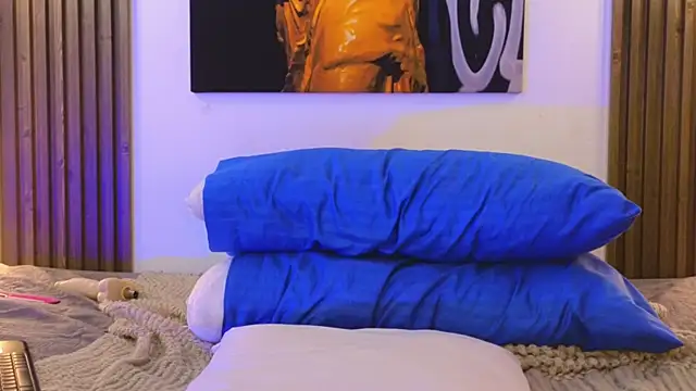 Miila_Flores – Naživo XXX chat