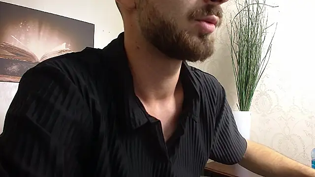 KyloEast's Live XXX Chat