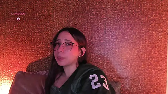 Apartment28 live XXX chat