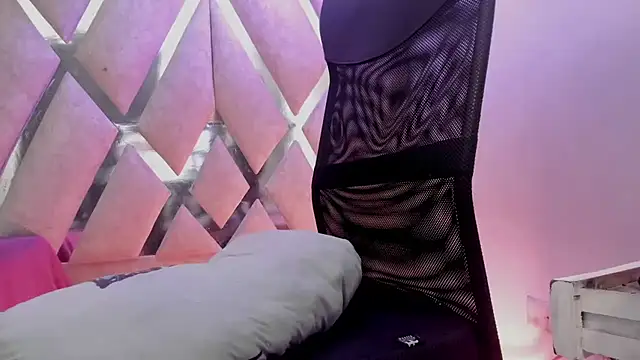 AnddieBaker Live XXX-Chat