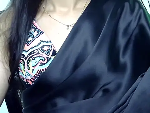 Shiny_Moon_ – Naživo XXX chat