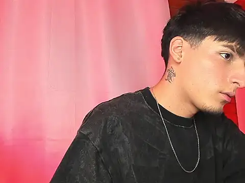 Mateo_Mitchell – Naživo XXX chat