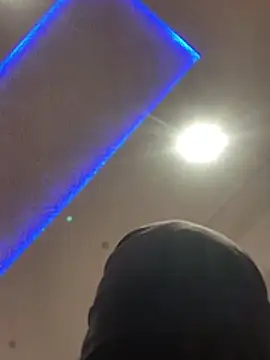 yassine_lhway – Naživo XXX chat