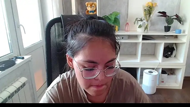 Anda_here – Naživo XXX chat
