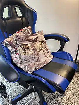 Chatroom XXX en direct de _Bella_7