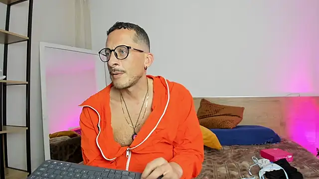 Živý XXX chat DarkRomanceXXX