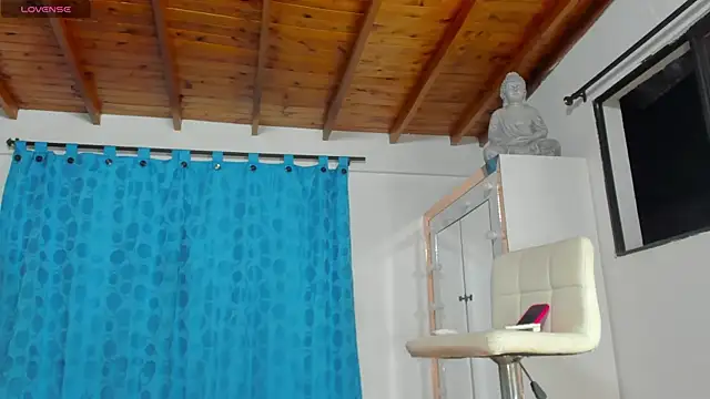 emily_hornett – Naživo XXX chat