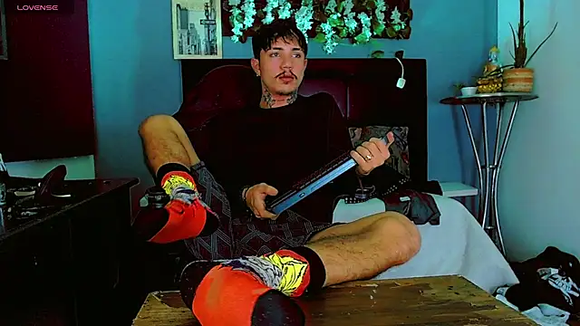 HannibalLester Chat XXX live