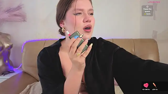Jenny_Hart – Naživo XXX chat