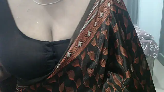 Chat +18 de sunitha-3 ao vivo