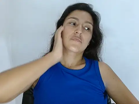 SarahFriendly's Live XXX Chat