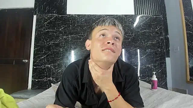 Chat XXX ao vivo de Robinlion91