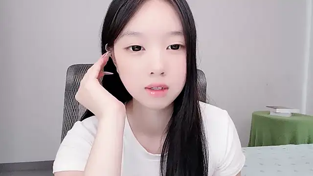 Yoyo33355のライブXXXチャット