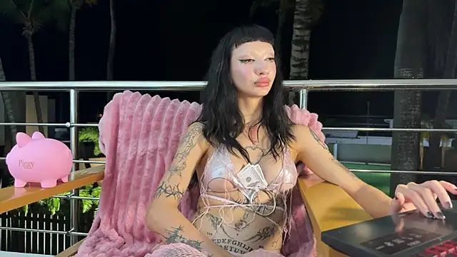 Marcellean Adlı Modelin Canlı XXX Sohbeti