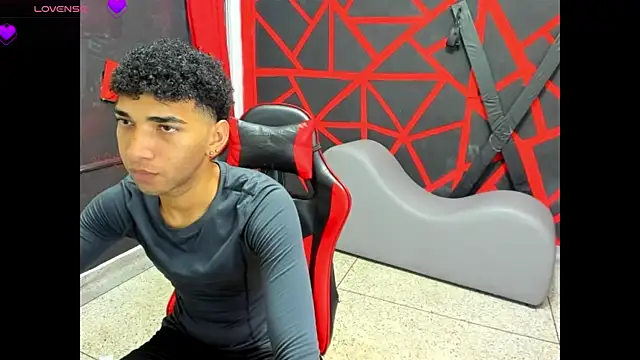 Živý XXX chat efrain_boy