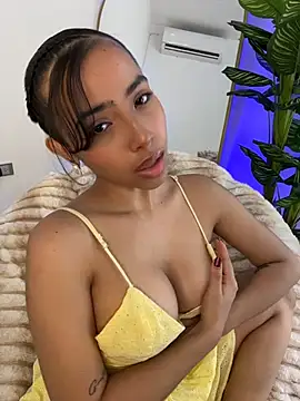 _Emily_Thompson_n Live XXX chat