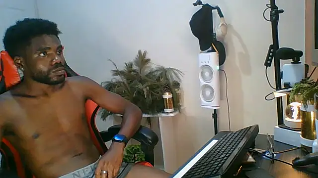 Chatroom XXX en direct de Suamyst_25